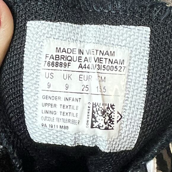 Converse All Star Infant Toddler 9 Black Canvas Sneakers Snap Hi Top Whale Print - Picture 11 of 11